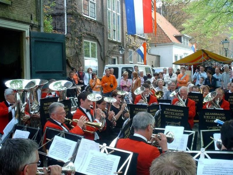 Brassband Excelsior Kloetinge.jpg