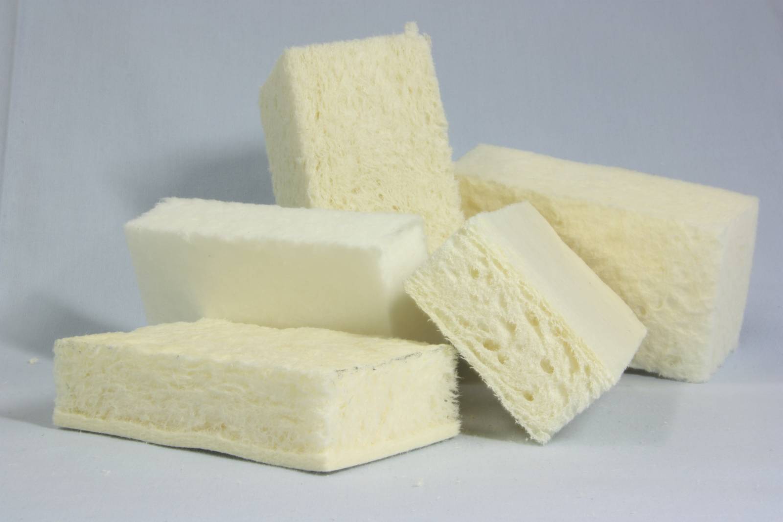 Foam formed fiber material VTT Marjo Järvinen.jpg