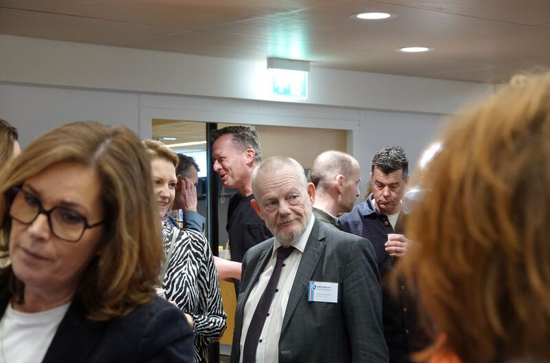 File:Foto 9 kennisudpate LIVE.jpg