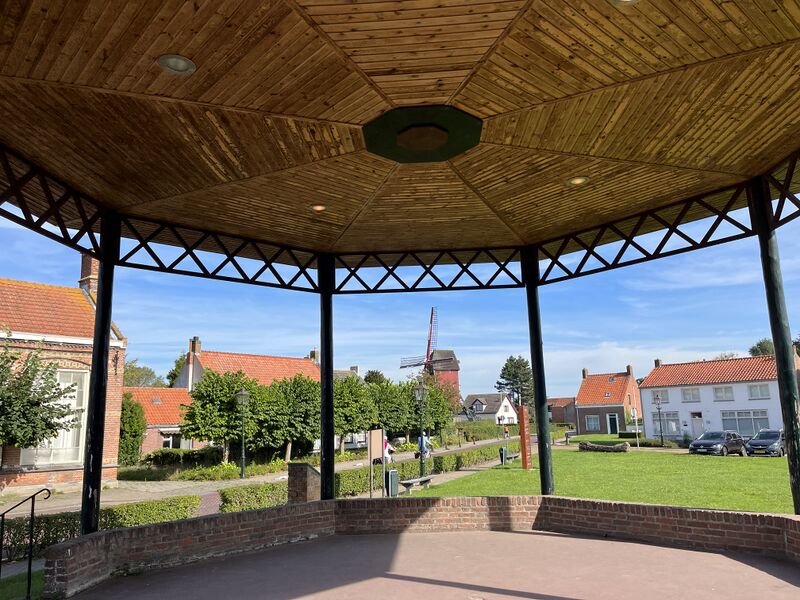 Bestand:Retranchement muziektent.jpg