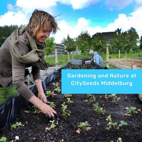 Bestand:Gardening (3).jpg