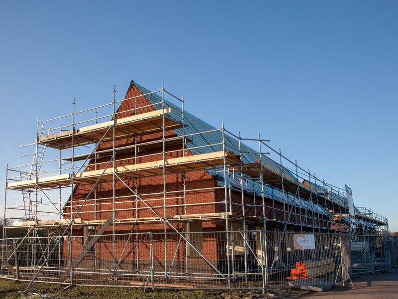 Bestand:Woonhuis in aanbouw.jpg