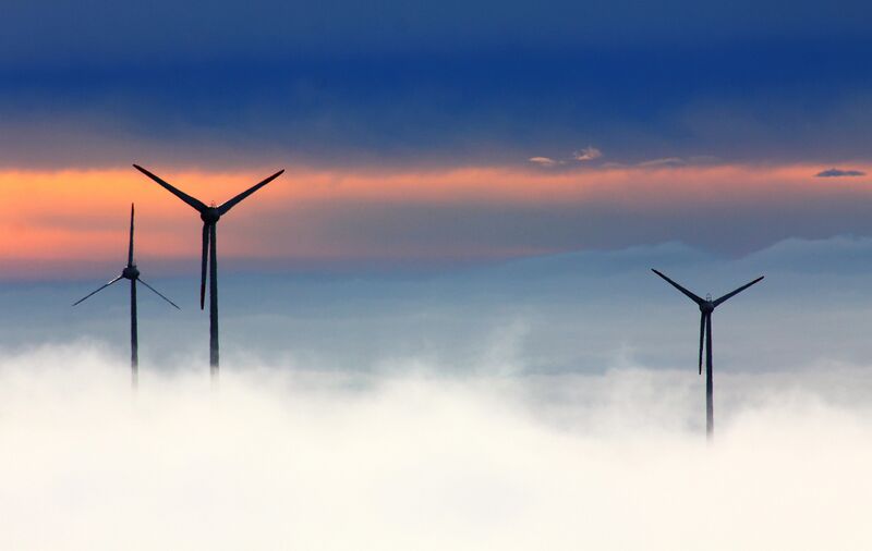 Bestand:Windmills-gf4d1bac94 1920.jpg