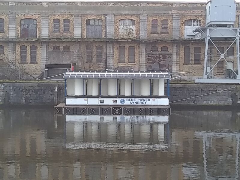 Bestand:BPS Energy Pontoon.jpg