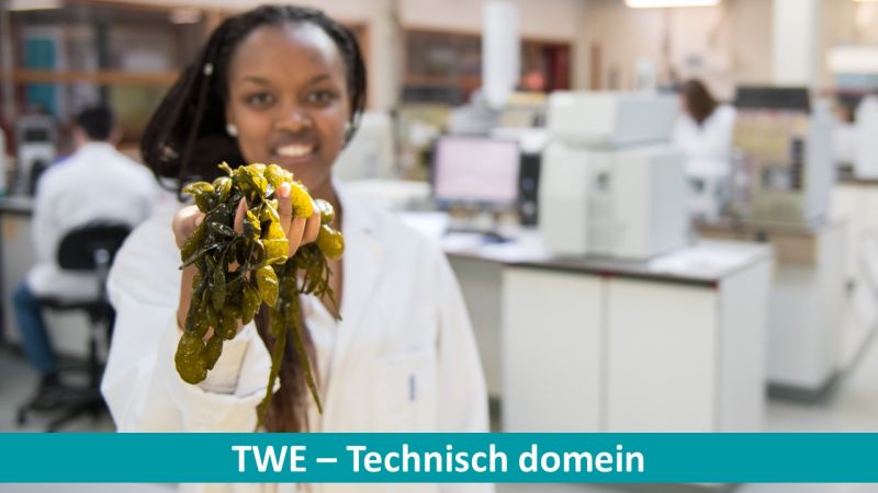 File:TWE - student lab.jpeg