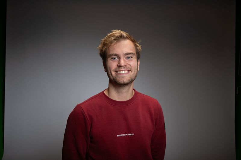 Bestand:Portretfoto Bram.jpg