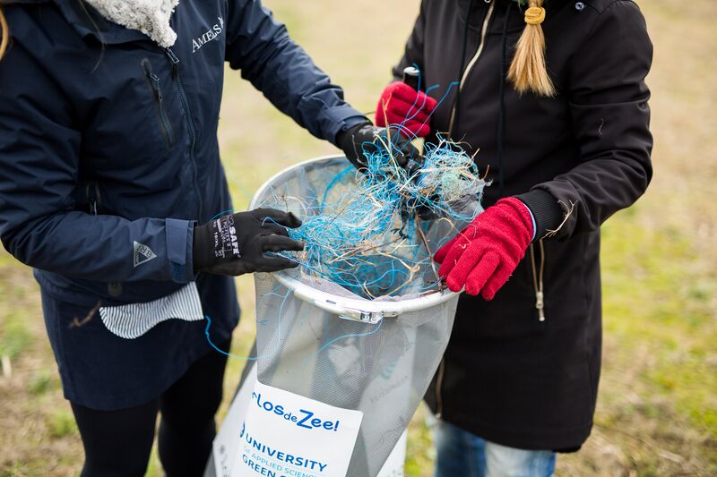 File:Amels schoonmaakactie vismijn-9.jpg