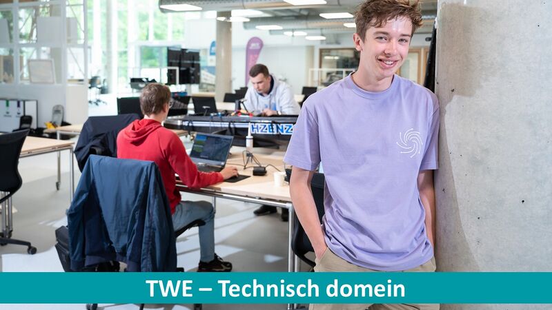 Bestand:TWE-student voorgrond.JPG