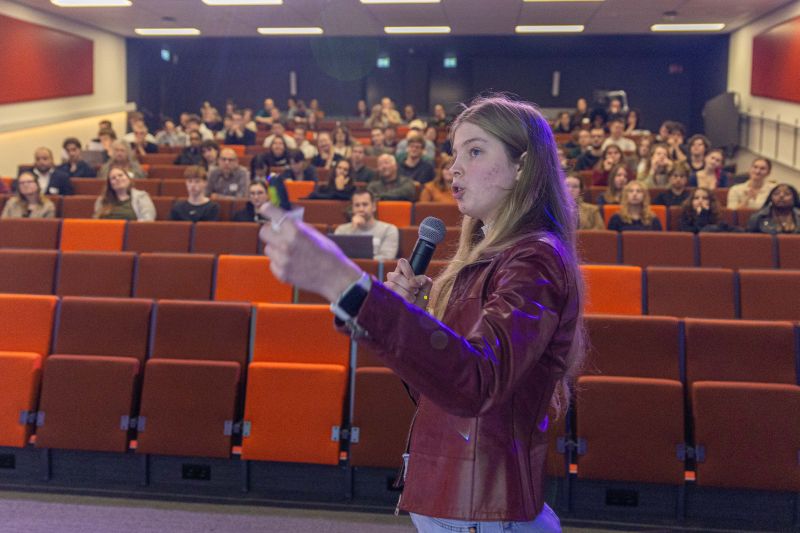 File:HZ 7-11-2025 Pitches-33.jpg