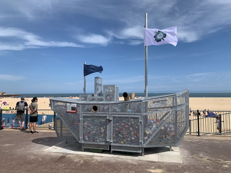 Bestand:FACET - Bottleship 2.jpg